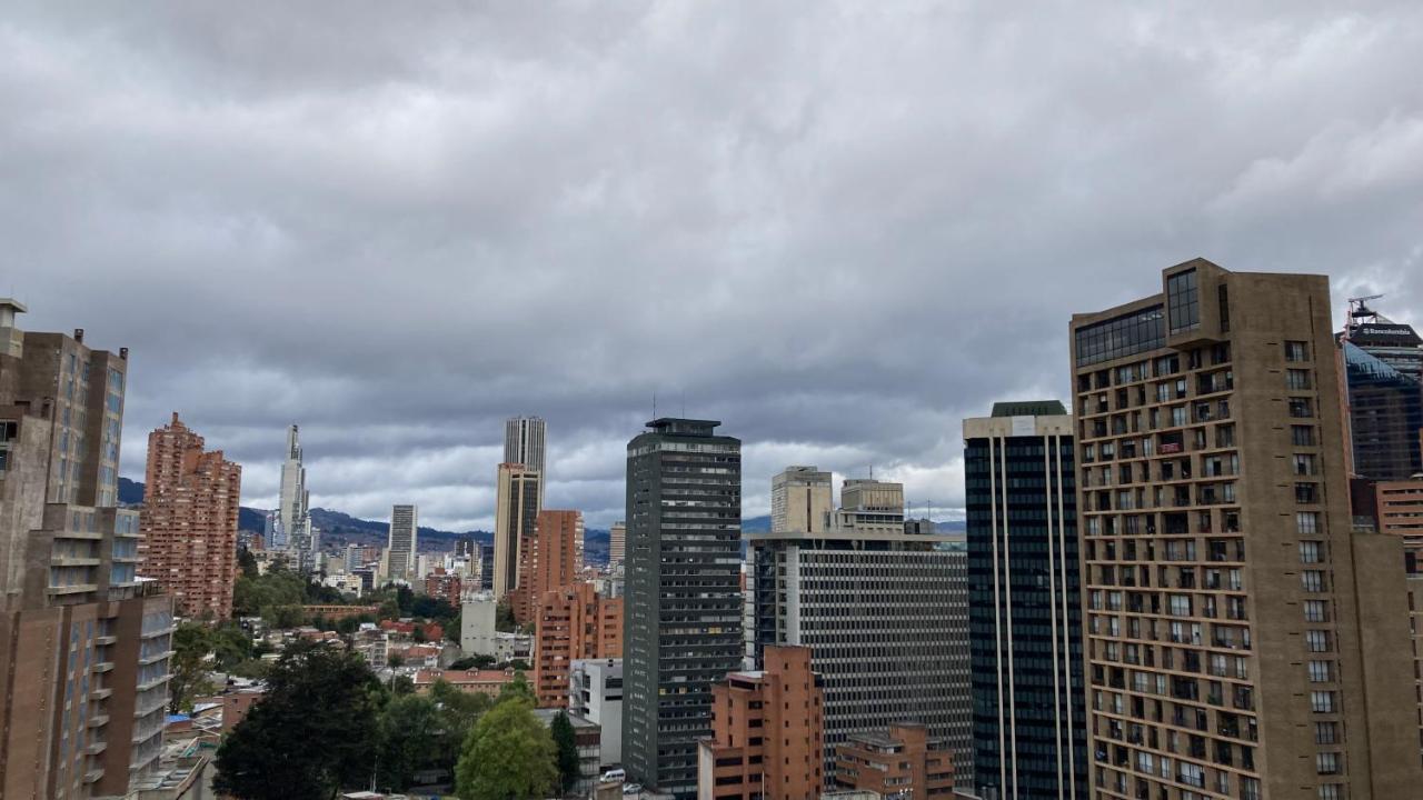 En Bogota - Apartamento Amoblado Centro Internacional Appartement Buitenkant foto